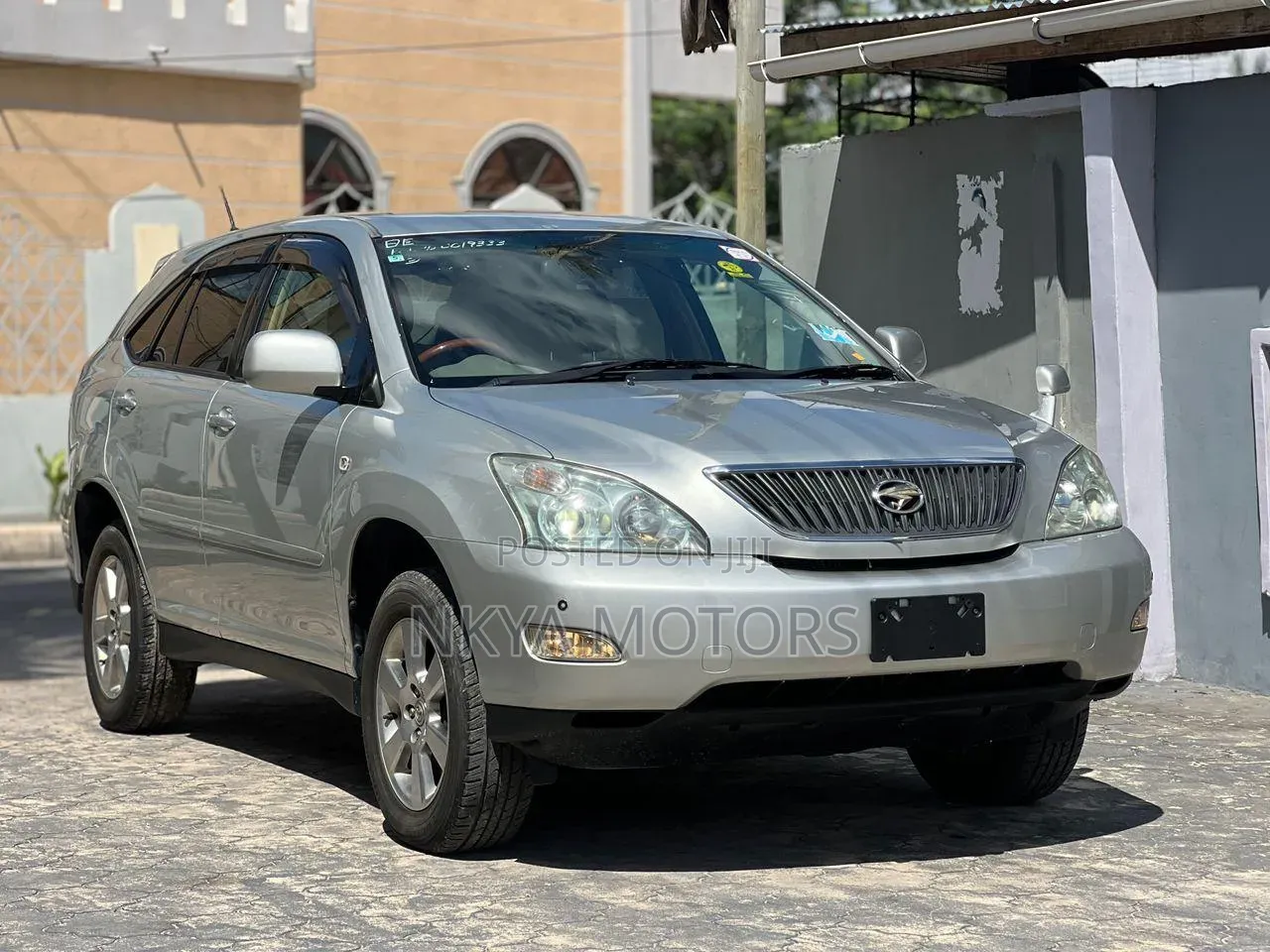 Toyota Harrier 2005 Gray