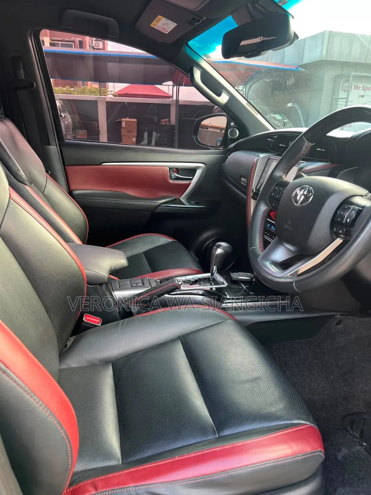 Toyota Fortuner 2023 Black