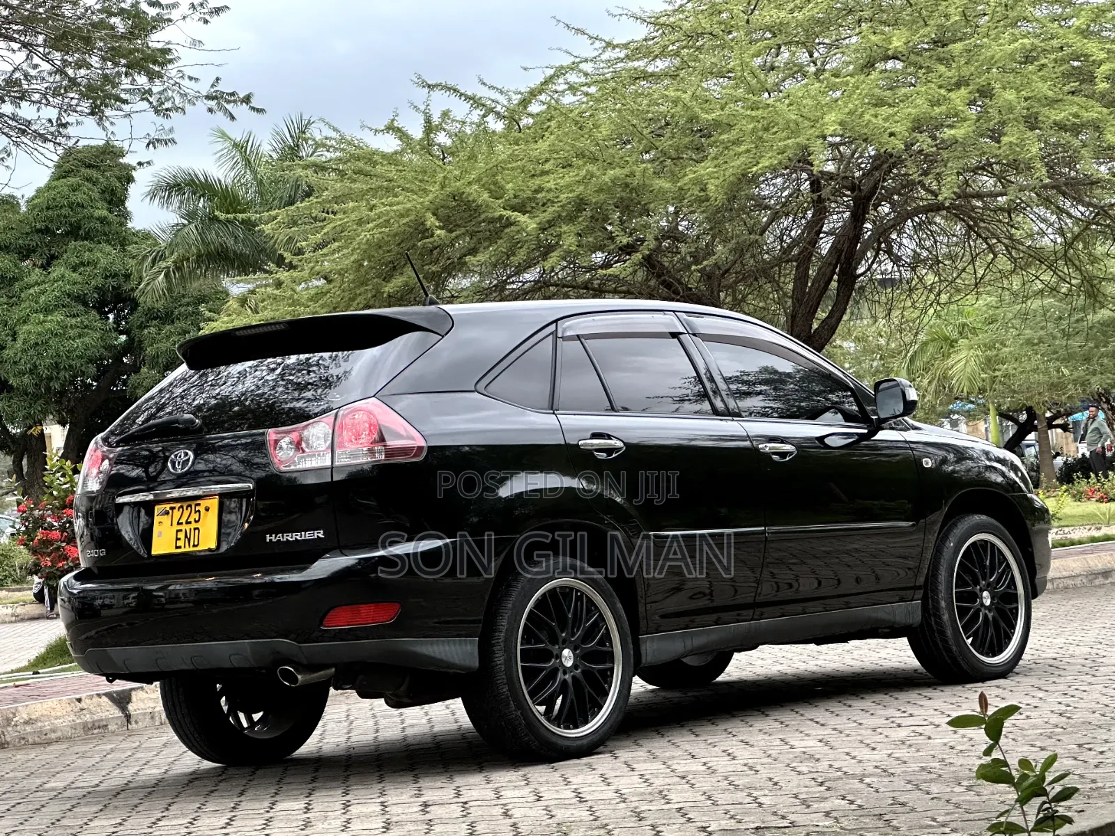 Toyota Harrier 2009 Black