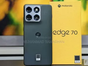 New Motorola Edge 70 512 GB Black