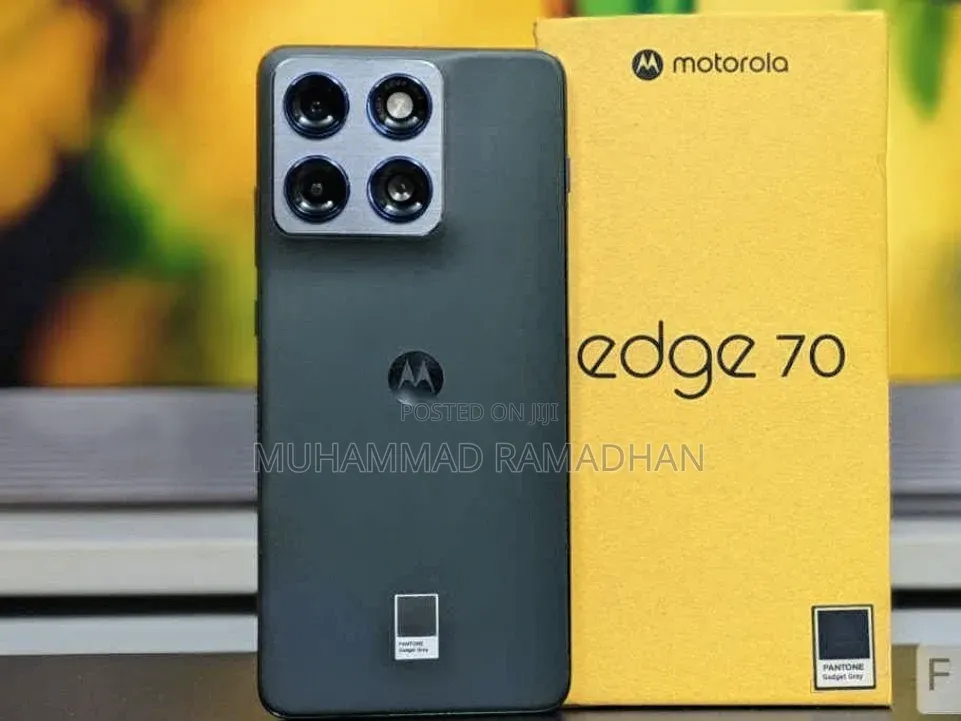 New Motorola Edge 70 512 GB Black