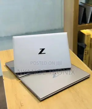 Laptop HP ZBook Firefly G8 16GB Intel Core i7 SSD 512GB