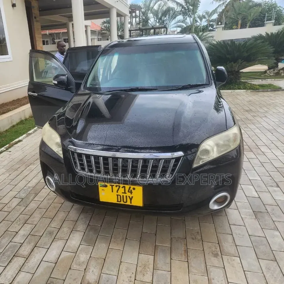 Toyota Vanguard 2011