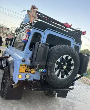 Land Rover Defender 1997 Blue