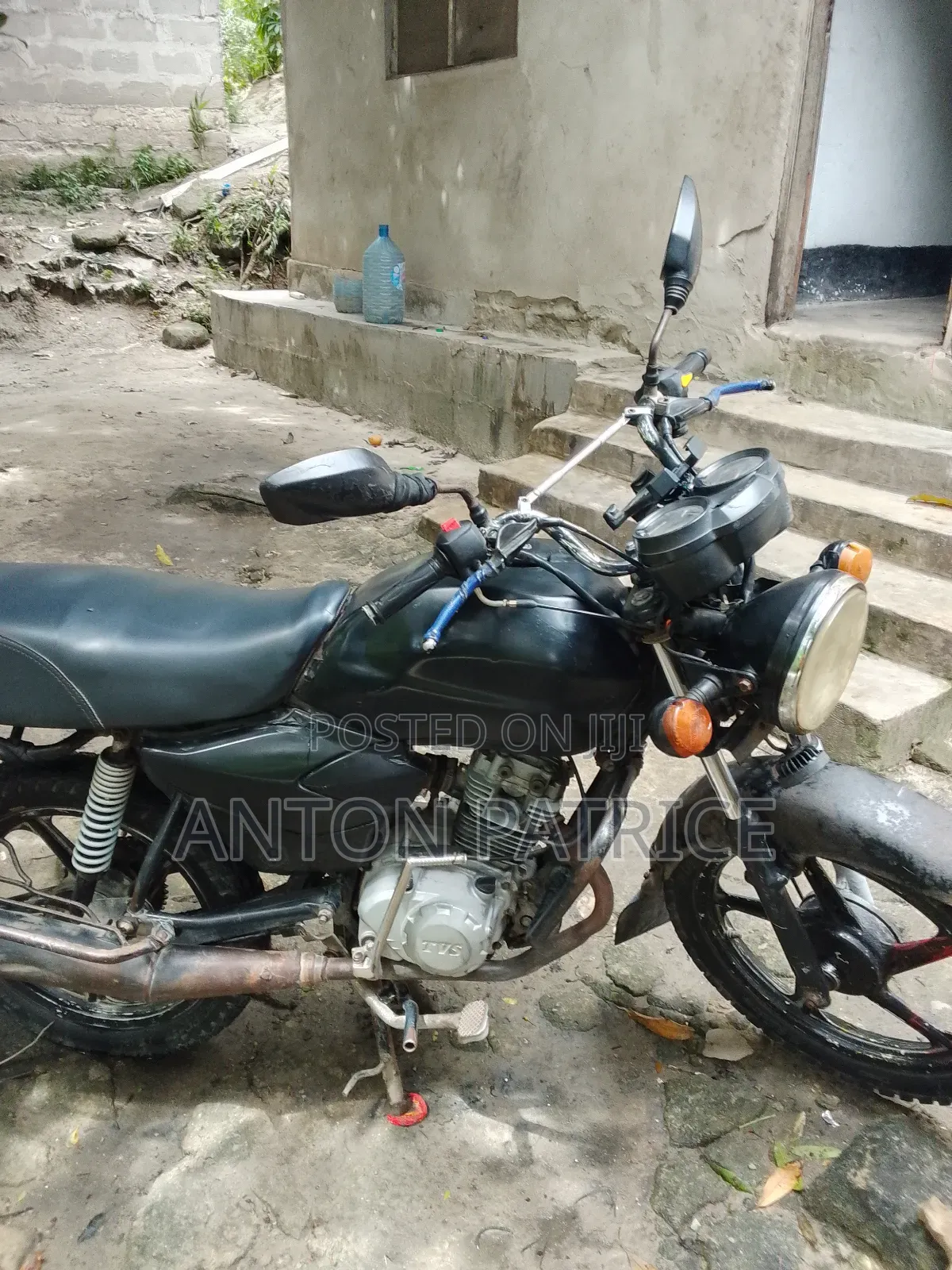 TVS HLX 125 2017 Black