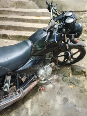 TVS HLX 125 2017 Black