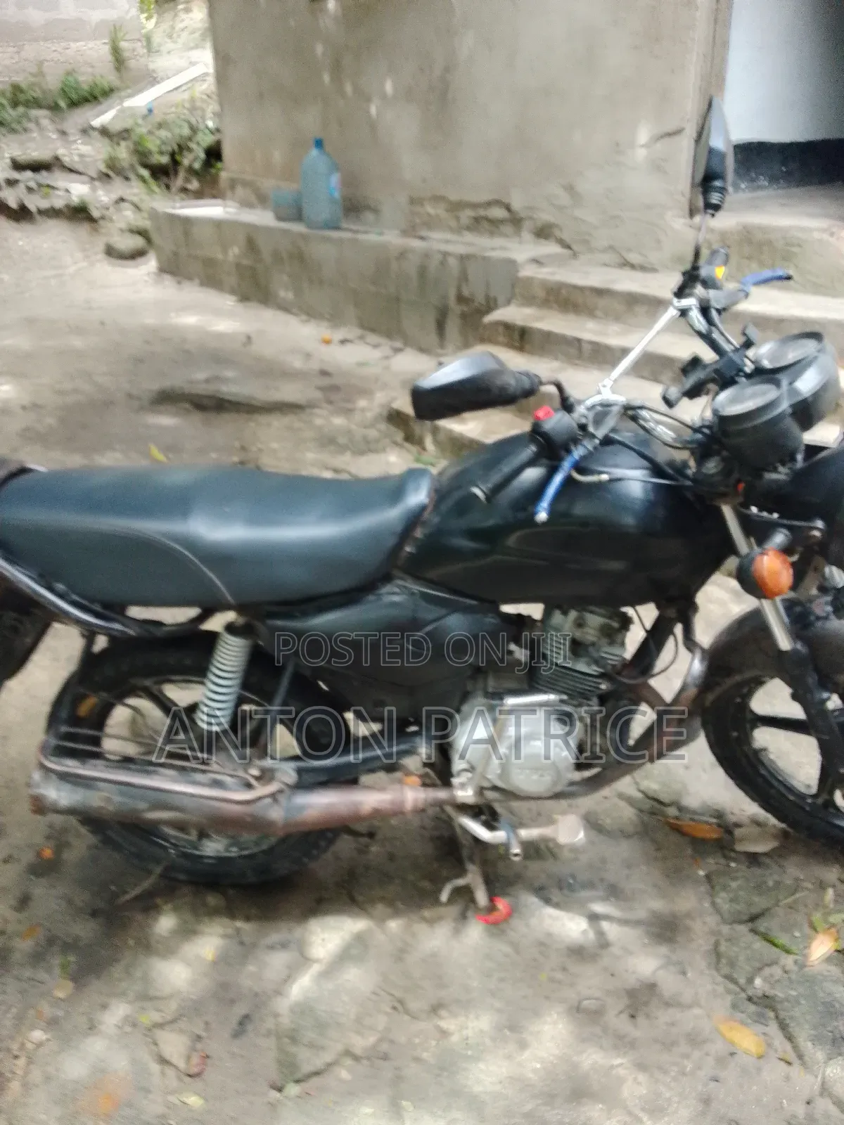 TVS HLX 125 2017 Black