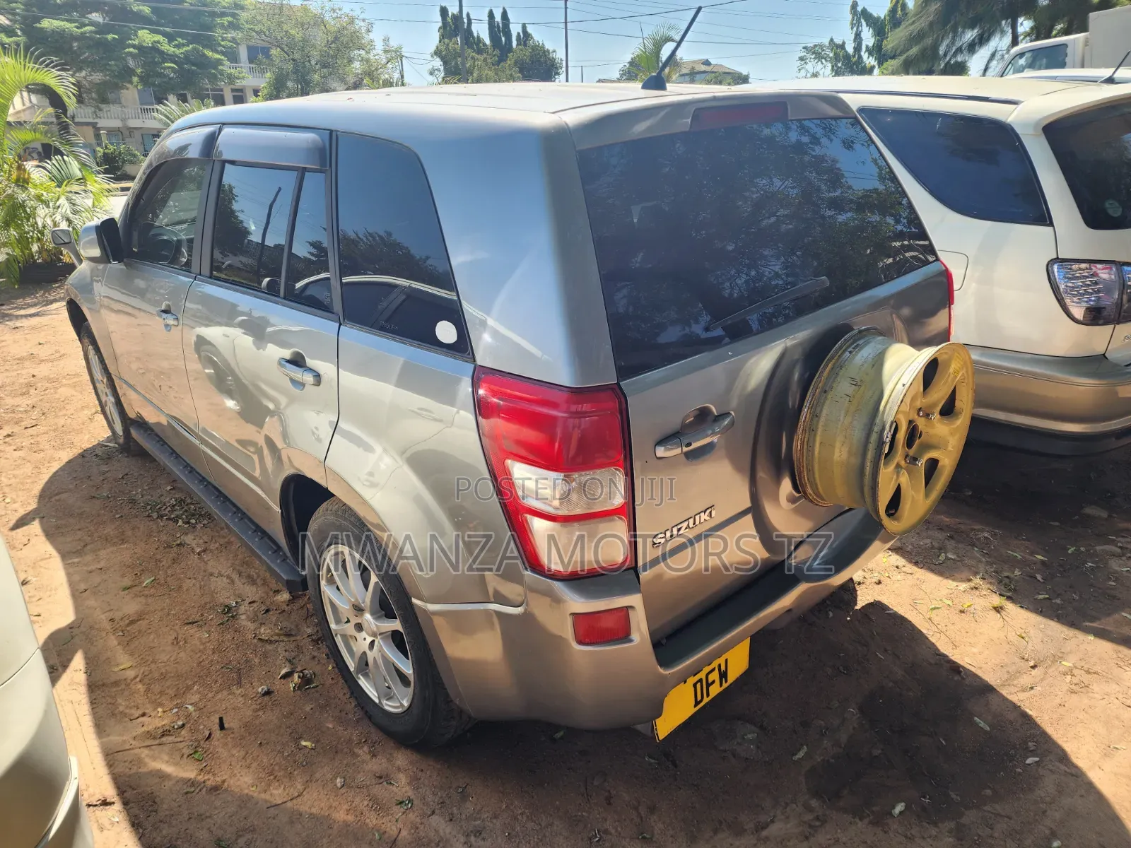 Suzuki Escudo 2008 Gray