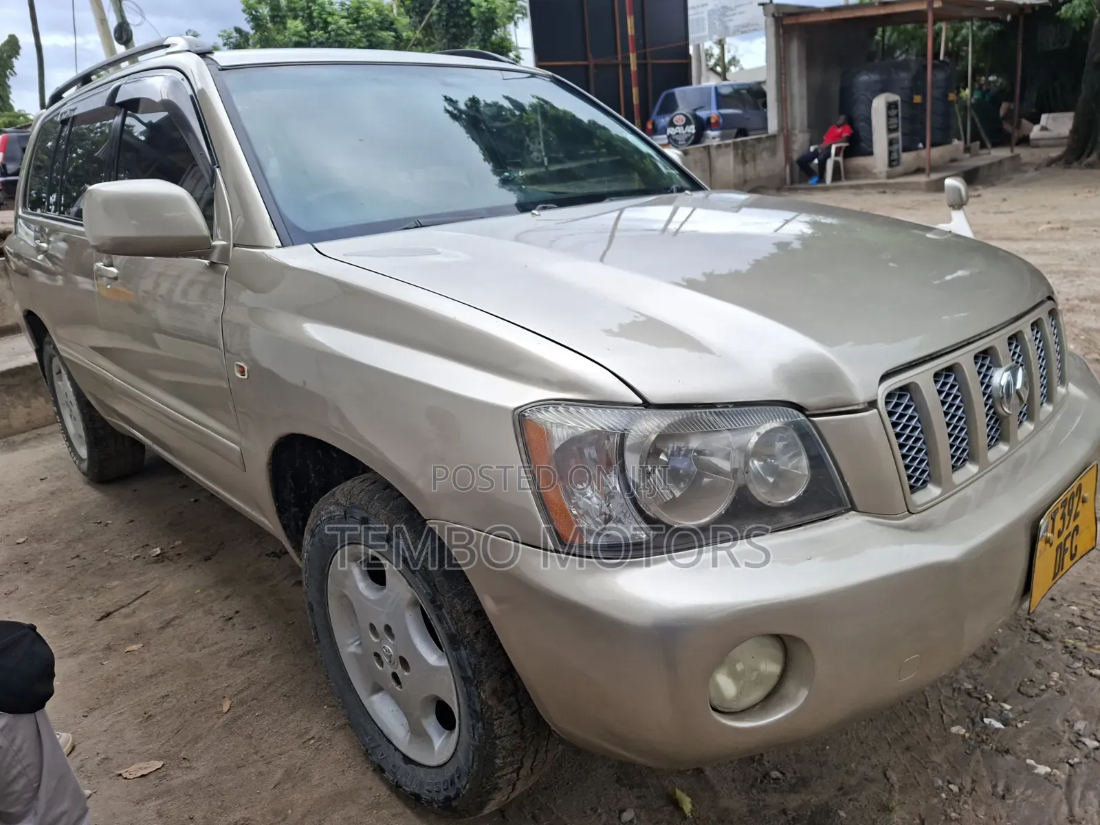 Toyota Kluger 2005 Gold