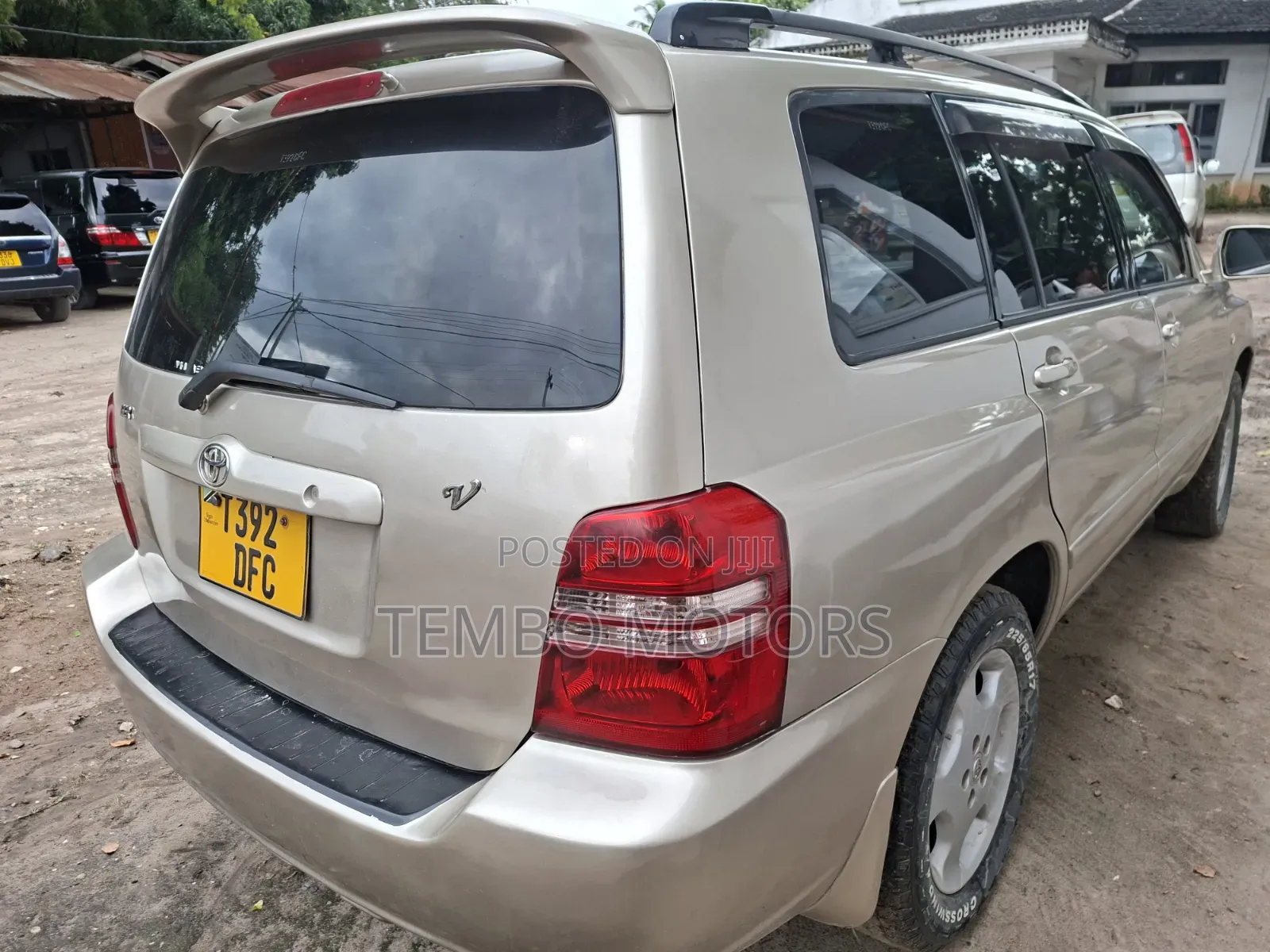 Toyota Kluger 2005 Gold