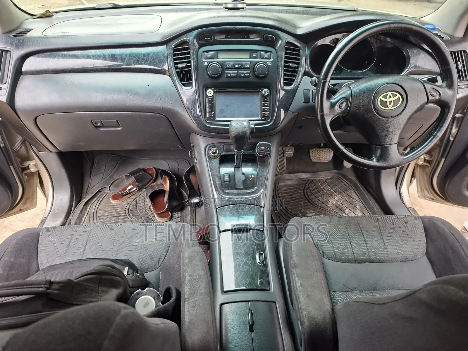 Toyota Kluger 2005 Gold