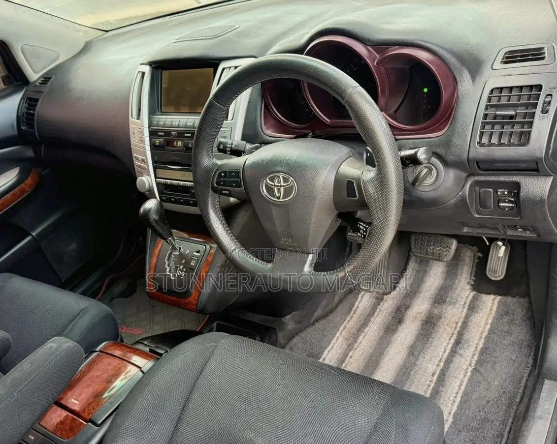 Toyota Harrier 2006 Beige