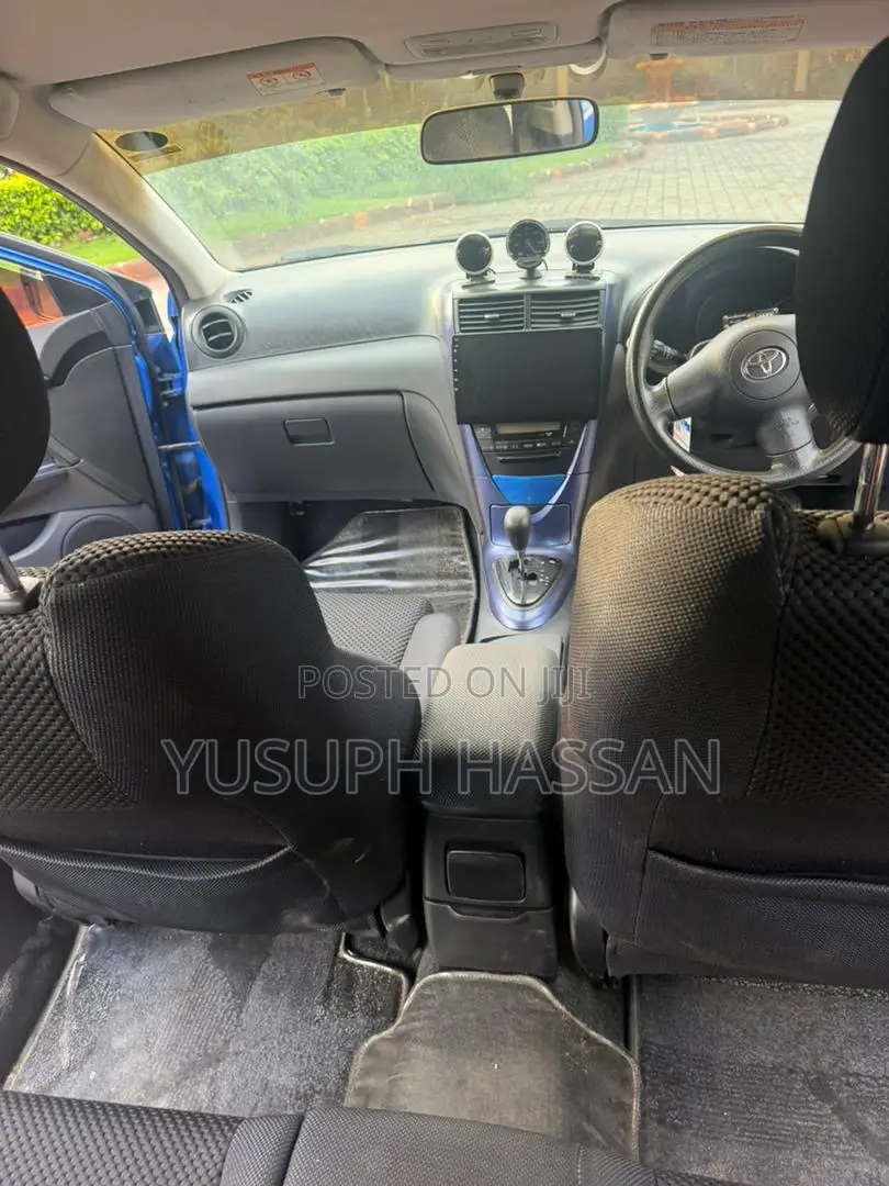 Toyota Caldina 2002 Blue