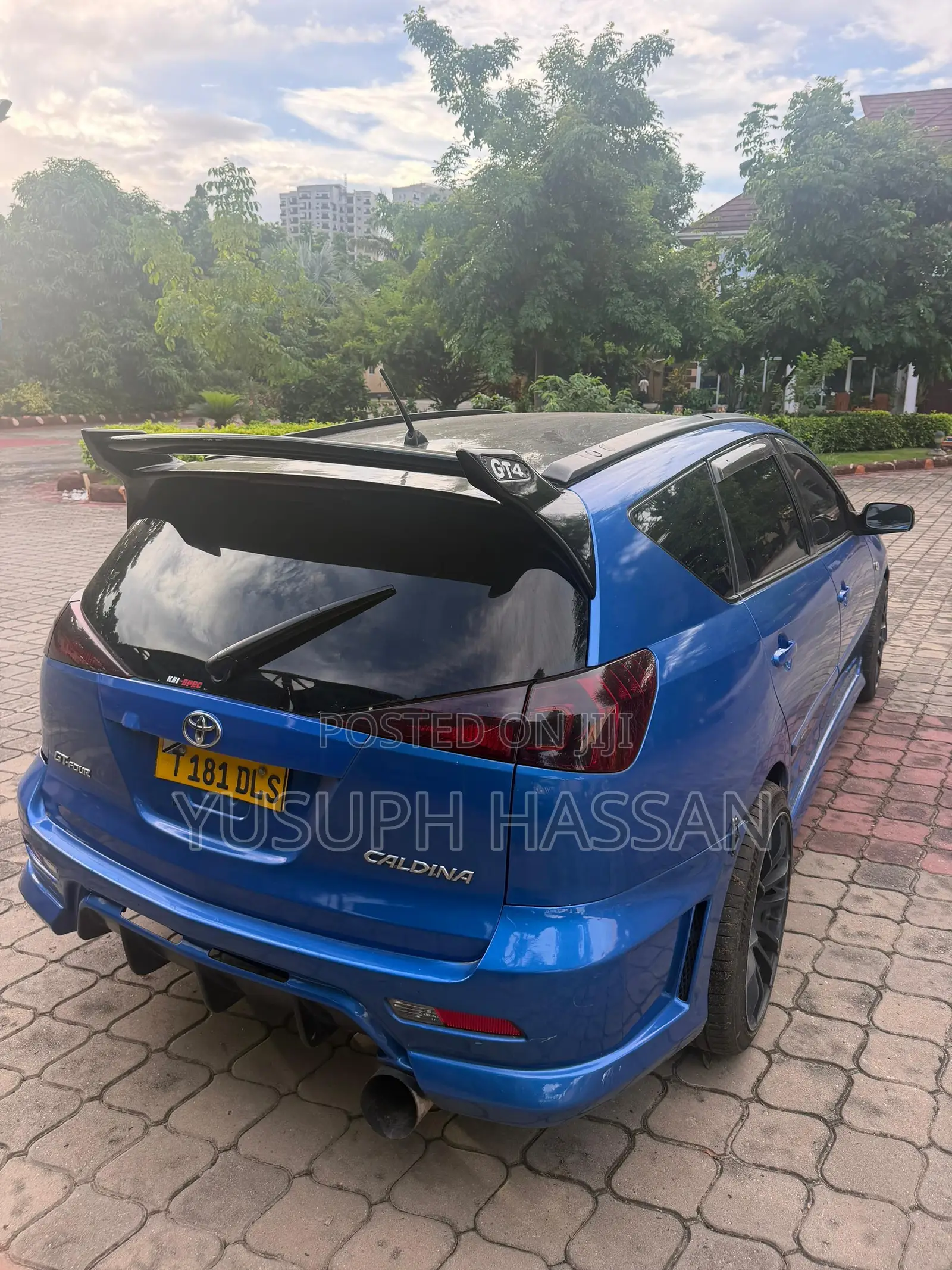 Toyota Caldina 2002 Blue