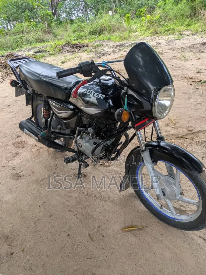 Bajaj Boxer 125 2025 Black