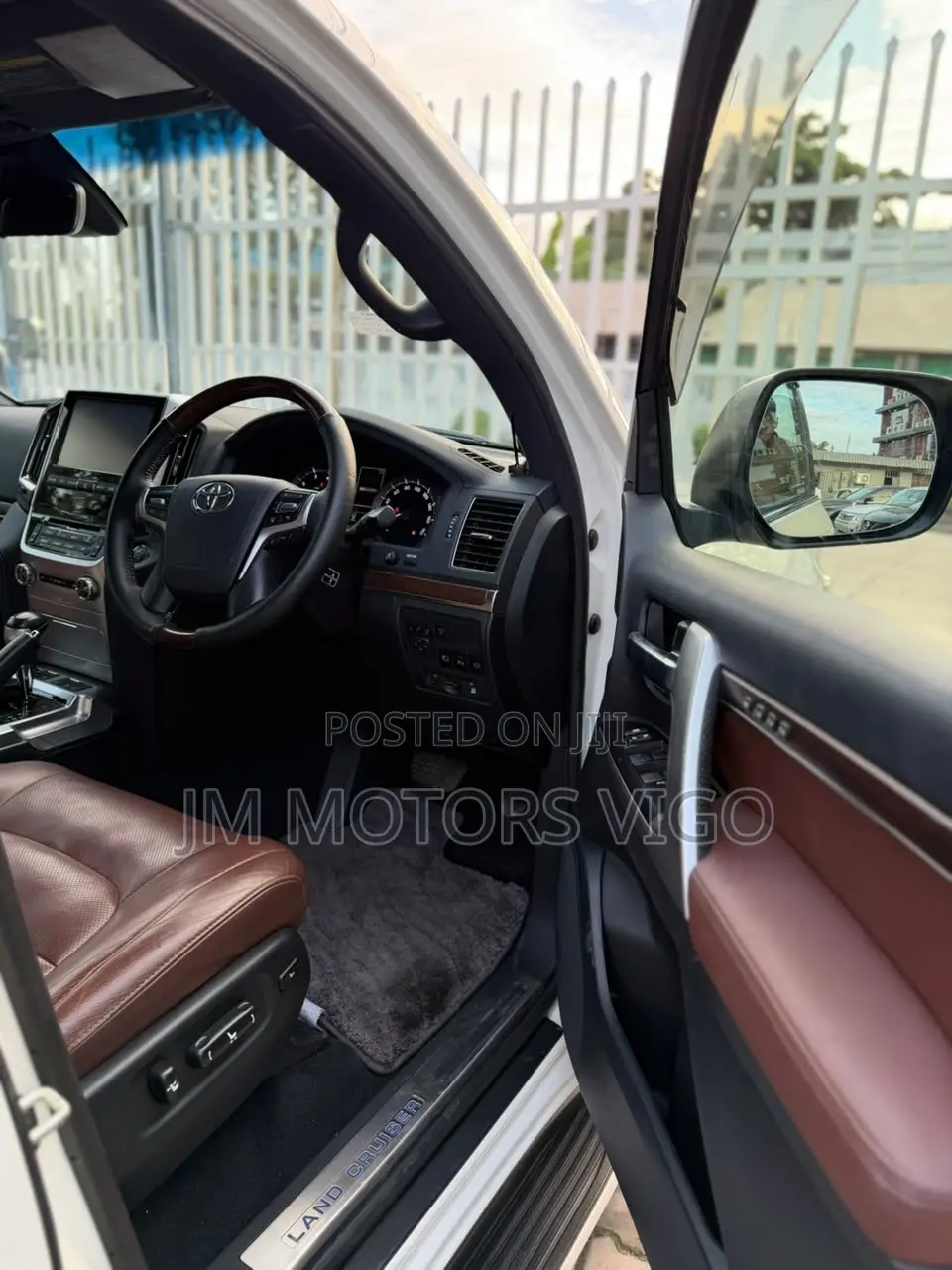 Toyota Land Cruiser 2017 Pearl