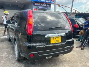 Nissan X-Trail 2012 Black