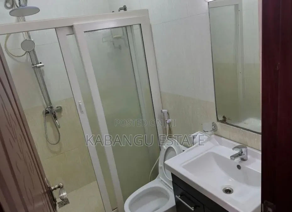 4bdrm Apartment in Upanga Mindu Street for sale