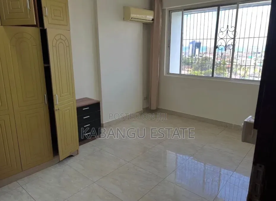 4bdrm Apartment in Upanga Mindu Street for sale