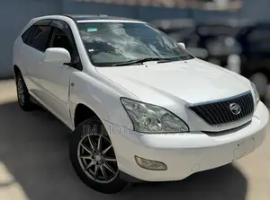 Toyota Harrier 2004 White
