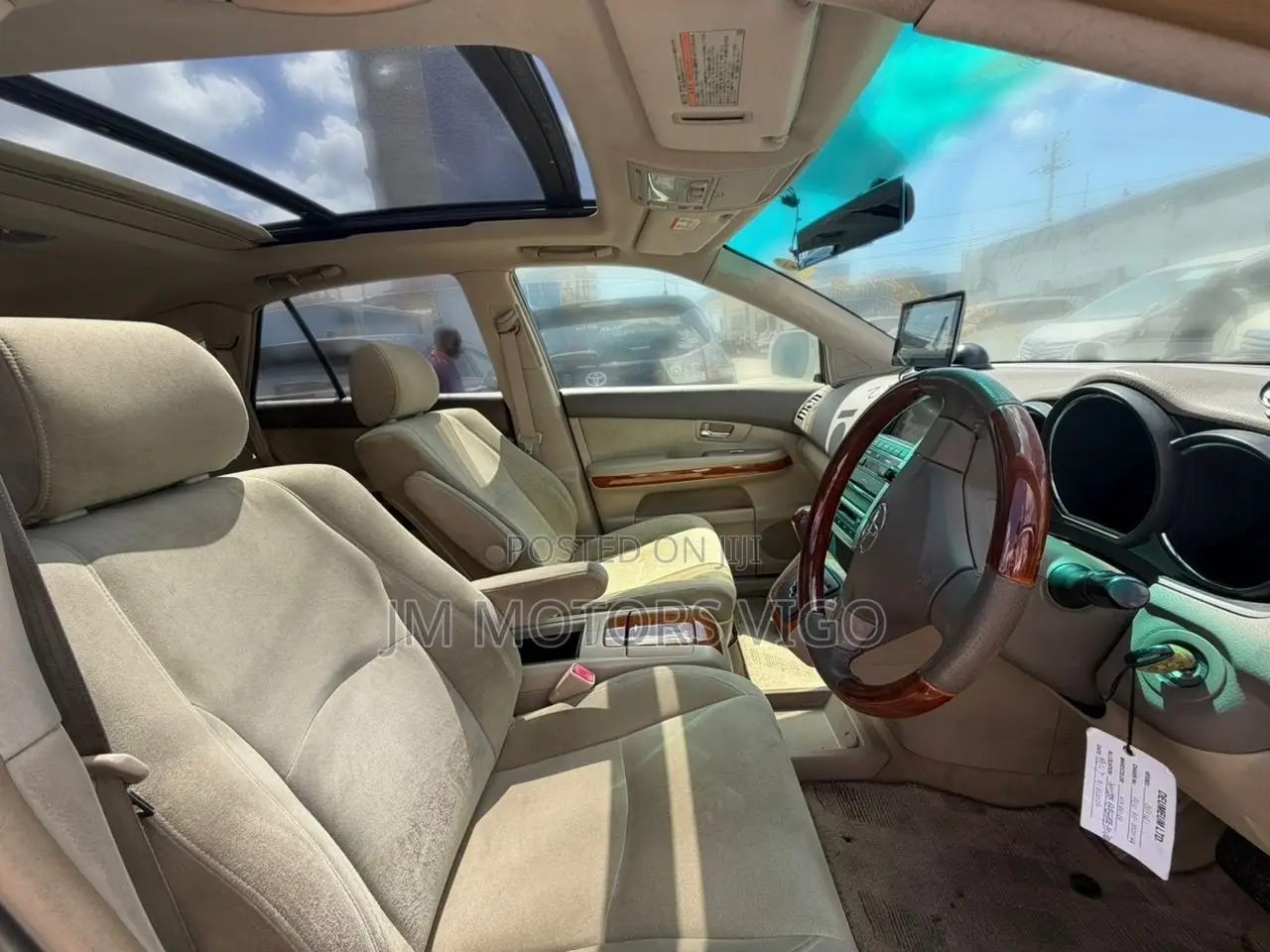 Toyota Harrier 2004 White