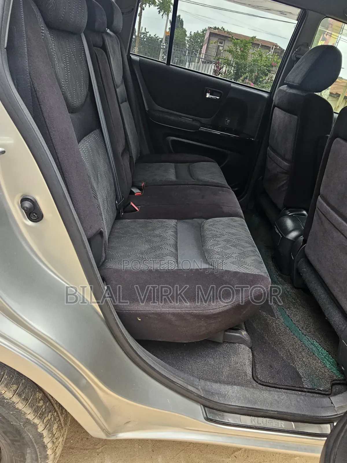 Toyota Kluger 2002 Silver