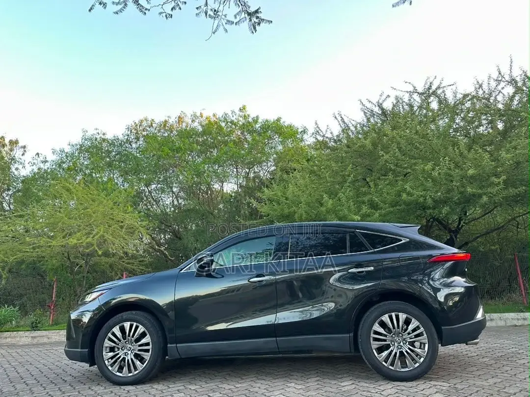 Toyota Harrier 2020 Black