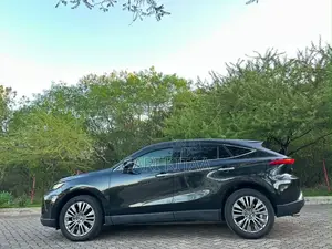Toyota Harrier 2020 Black