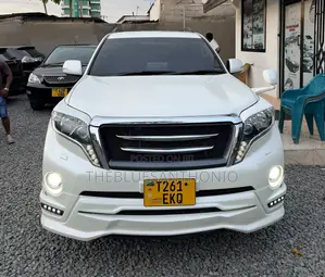 Toyota Land Cruiser Prado 2017 White