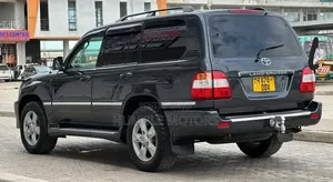 Toyota Land Cruiser 2005 Black