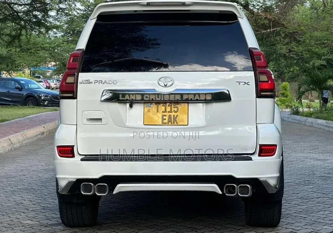Toyota Land Cruiser Prado 2007 White
