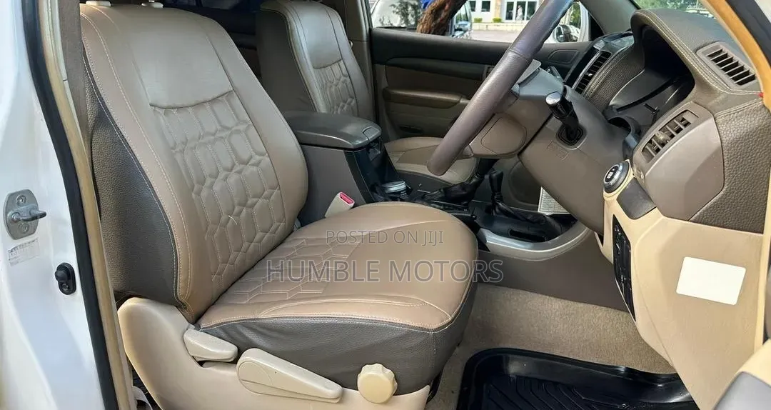 Toyota Land Cruiser Prado 2007 White