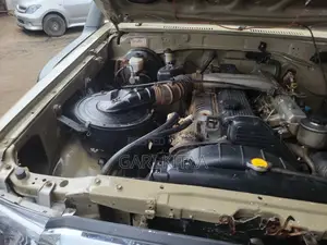 Toyota Land Cruiser 2020 Gold