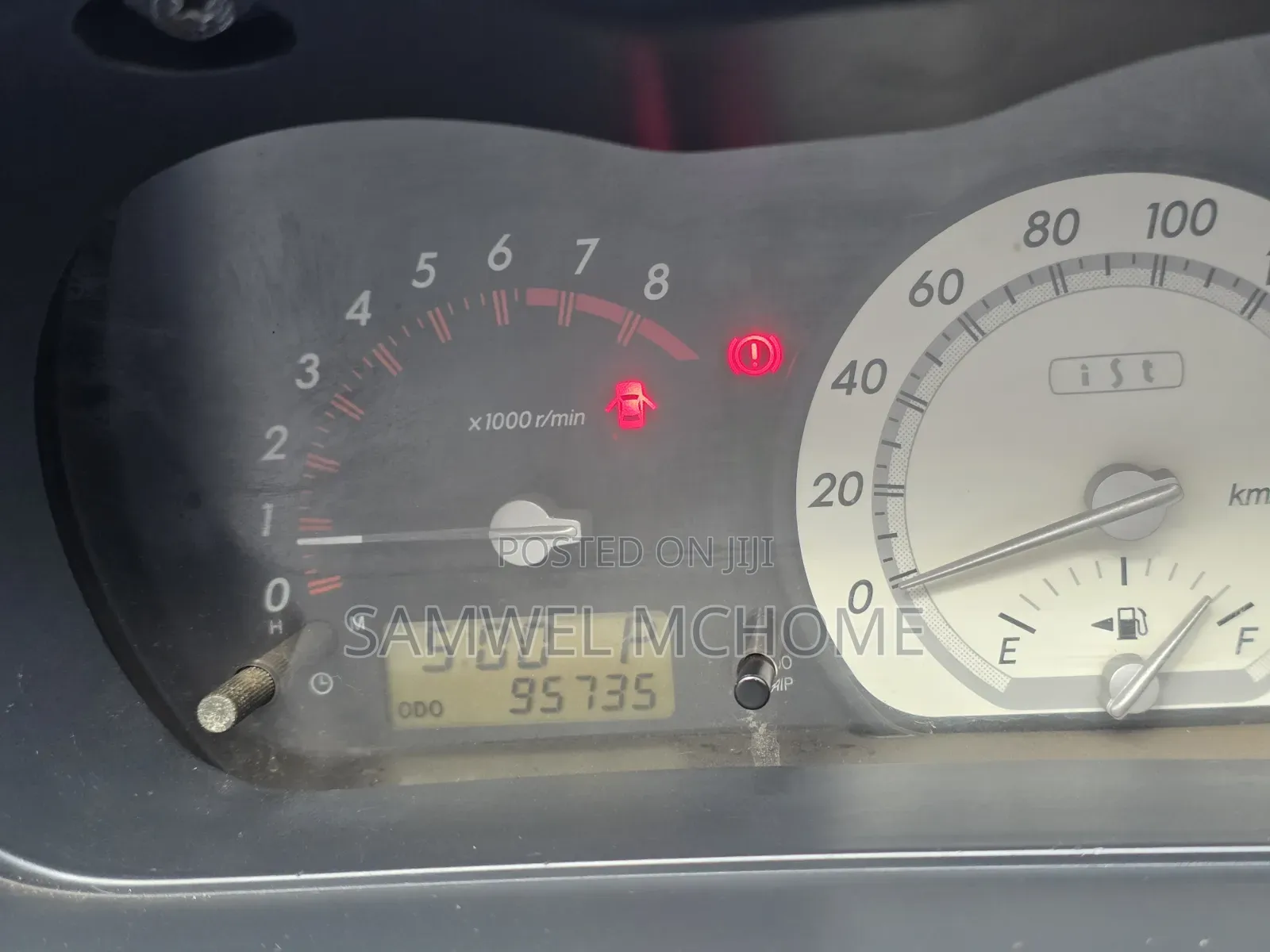 Toyota IST 2003 Silver