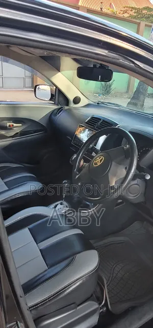 Toyota IST 2008 Black