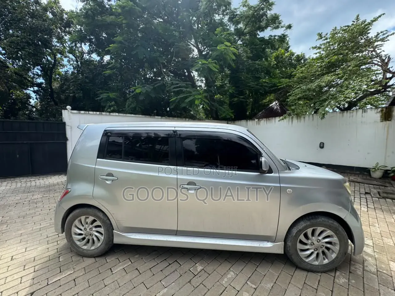 Toyota bB 2008 Silver