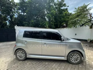 Toyota bB 2008 Silver