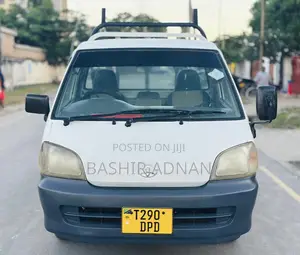 Toyota Liteace Ya Kabureta On Sale.
