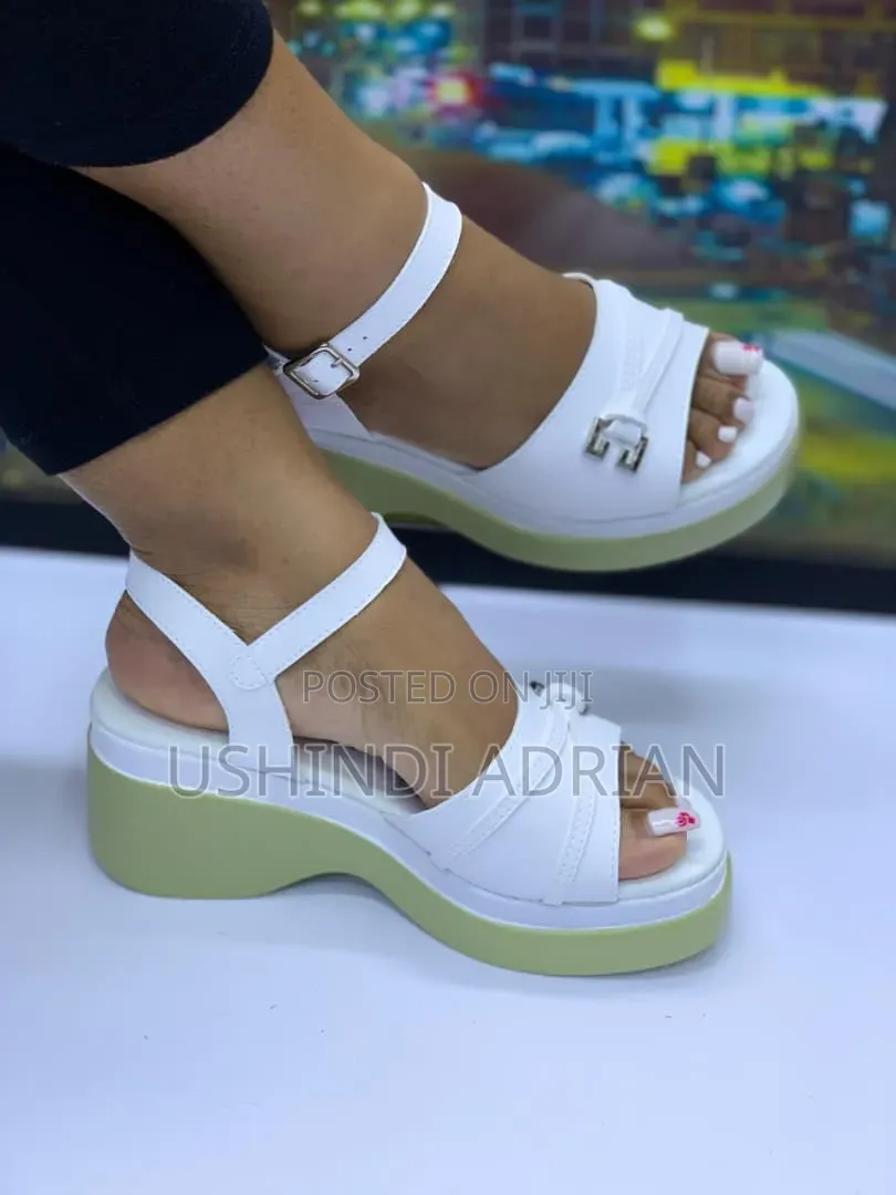 Viatu Vipya Vya Kisasa Sizes: 37, 38, 39, 40, 41, 42