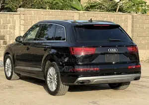 Audi Q7 2017 Black
