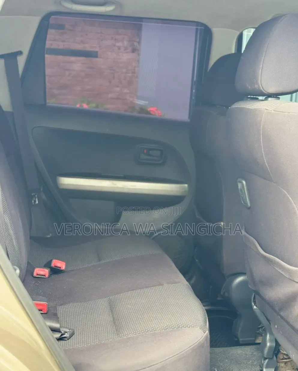 Toyota IST 2003 Gold