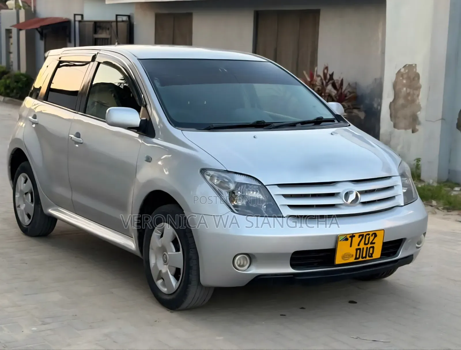 Toyota IST 2006