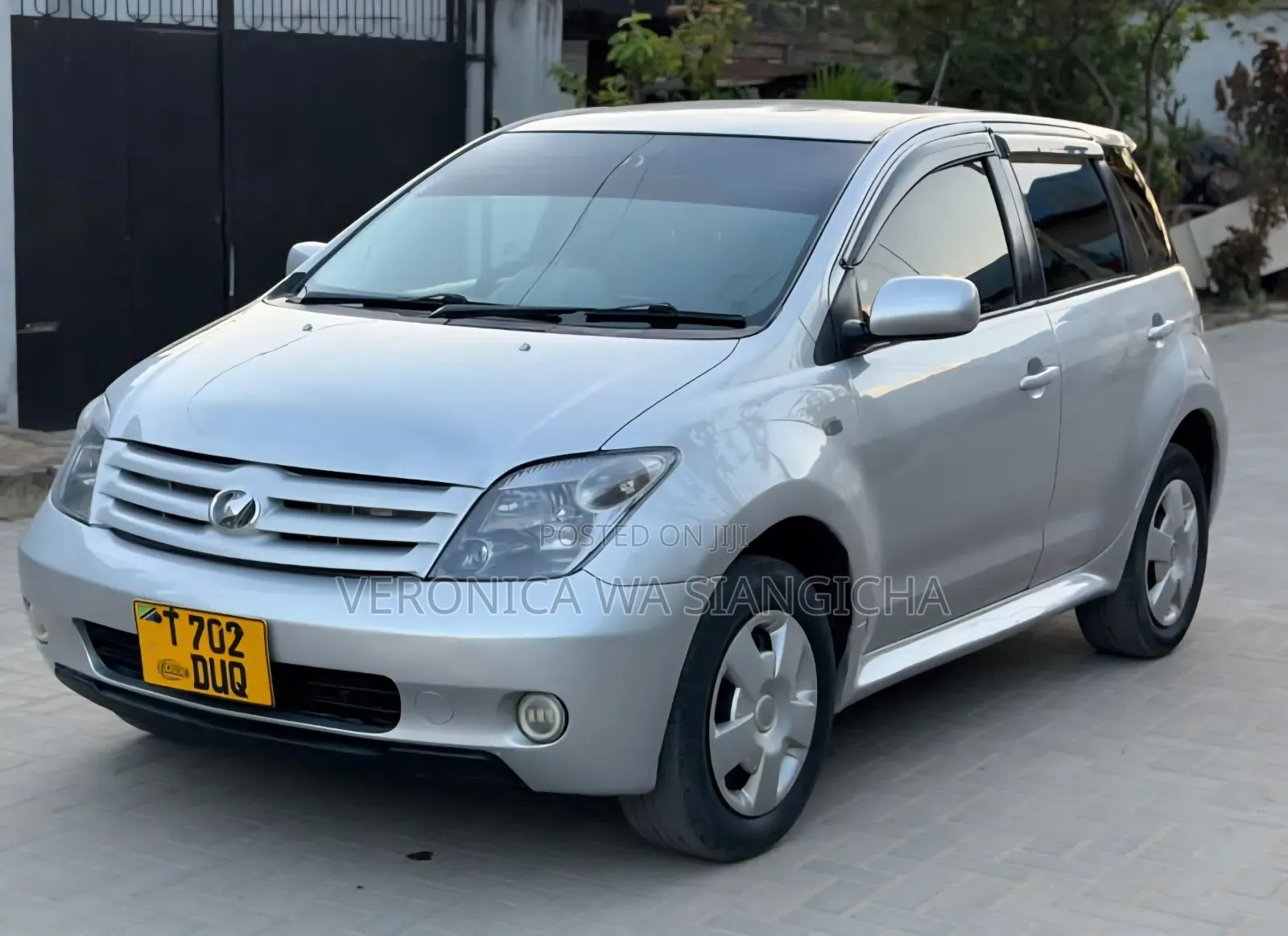 Toyota IST 2006