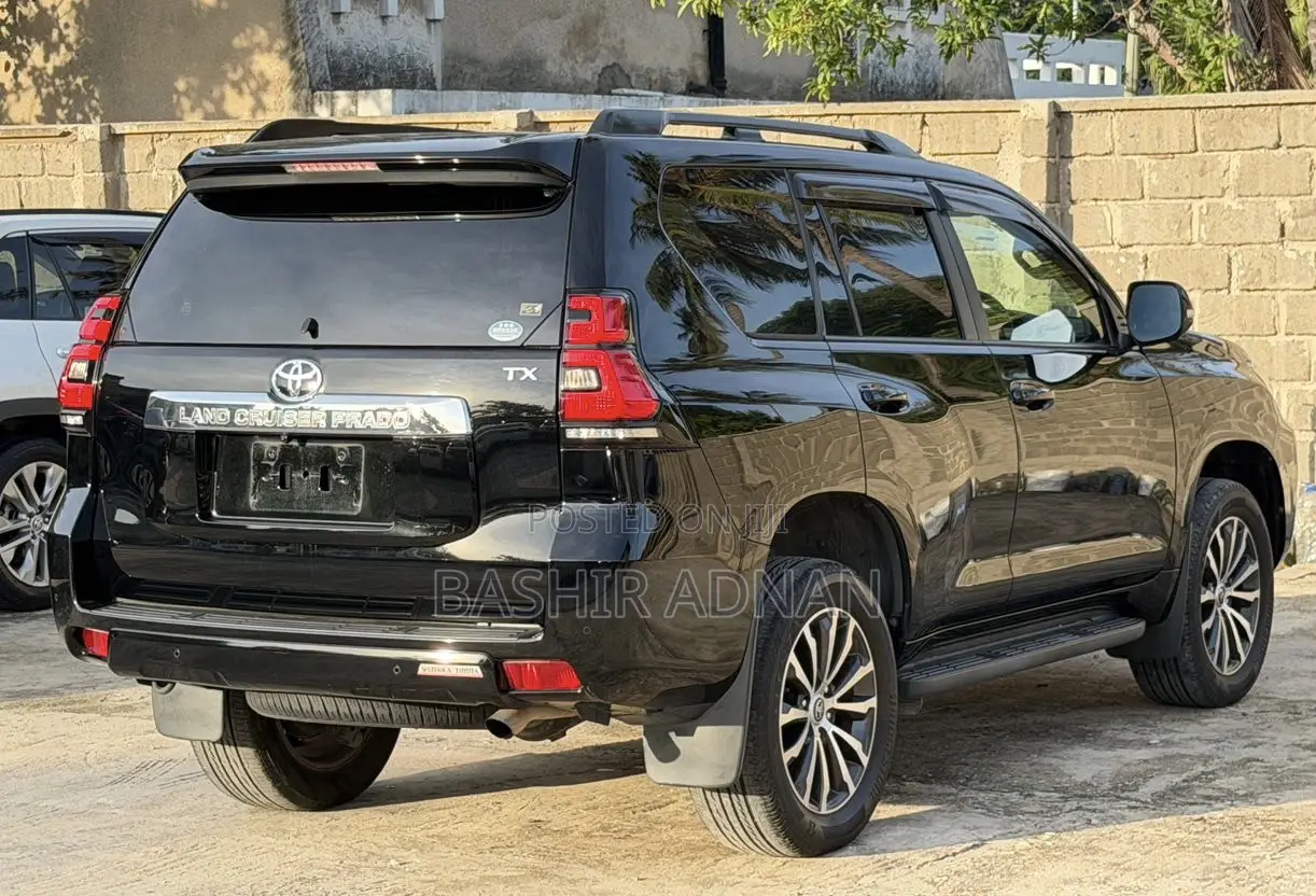 Toyota Land Cruiser Prado 2.7 2019 Matt Black