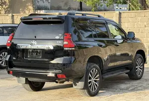 Toyota Land Cruiser Prado 2.7 2019 Matt Black