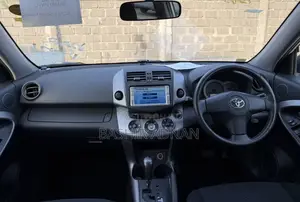 Toyota RAV4 2006 White