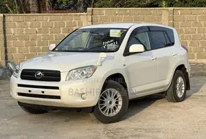 Toyota RAV4 2006 White