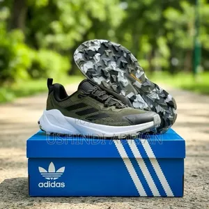 Fashion Shoes AvailableSizes: 37 - 45