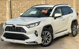 Toyota RAV4 2020 White