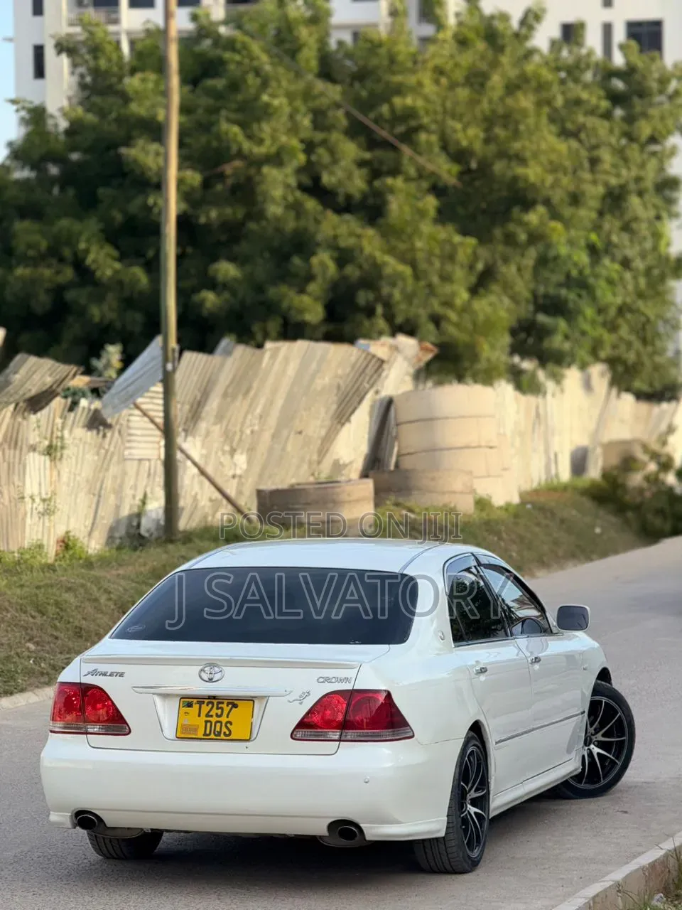 Toyota Crown Royale 2005 White